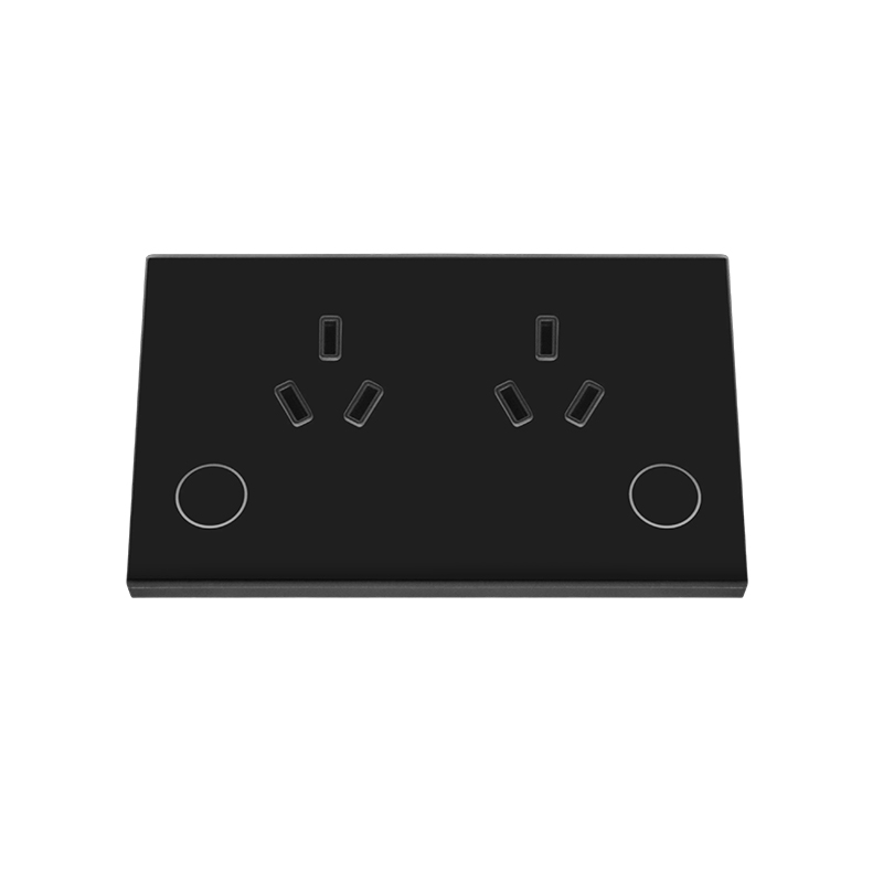 How do high-purity phosphor bronze conductive strips ensure the low resistance and high conductivity of the 120 Australian standard socket?