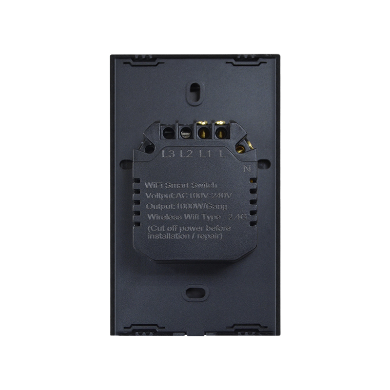 How to prioritize local and remote control in a smart switch and avoid command conflict risks?