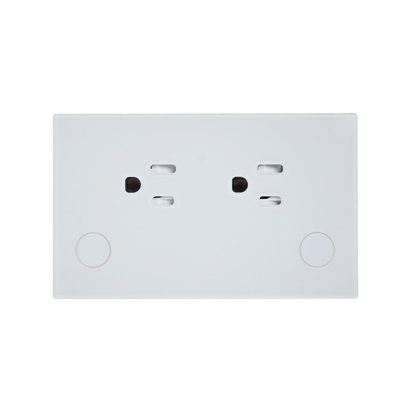 How can smart switches improve home energy efficiency through automated scene linkage?